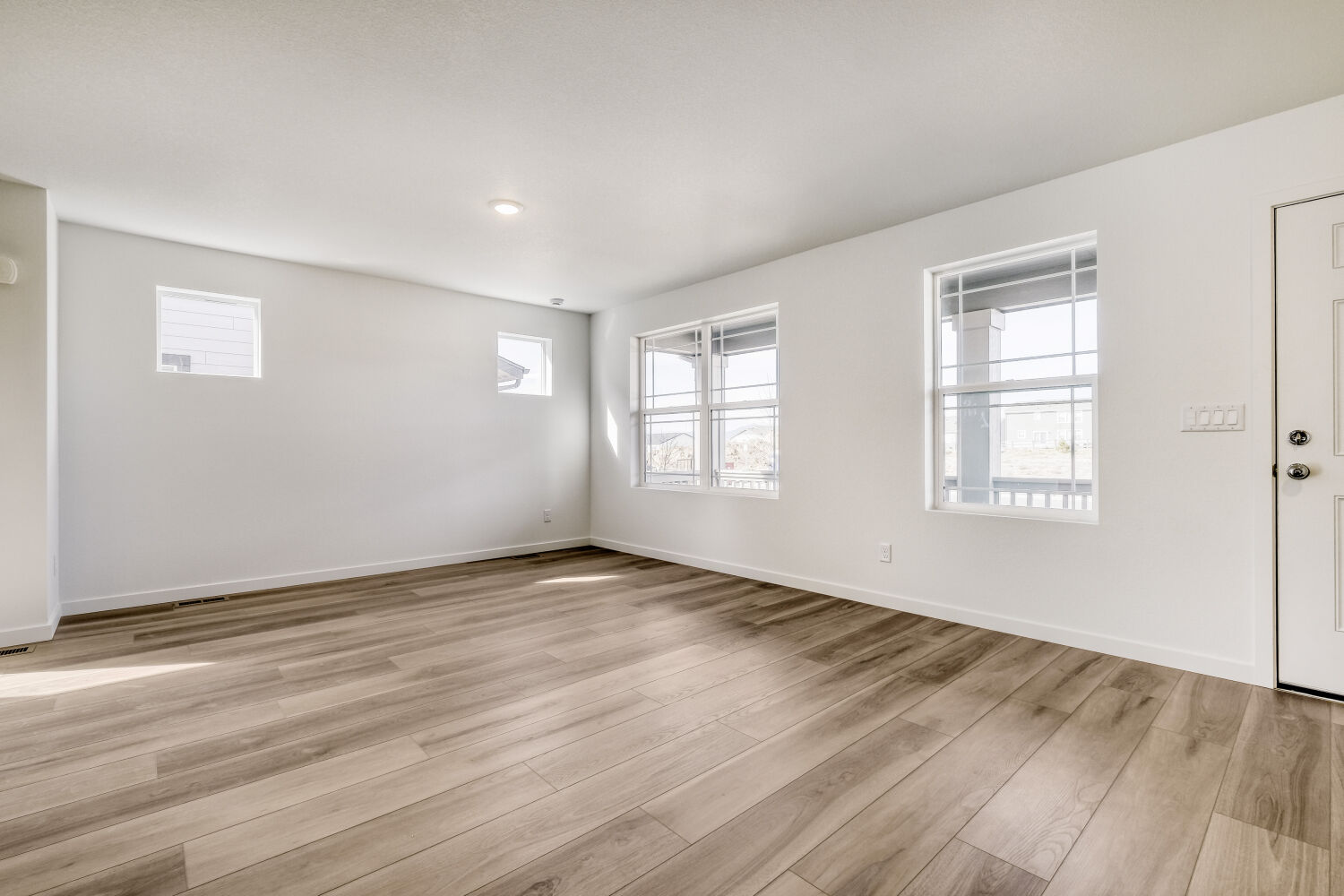 7885 Long Chute Tri Great Room