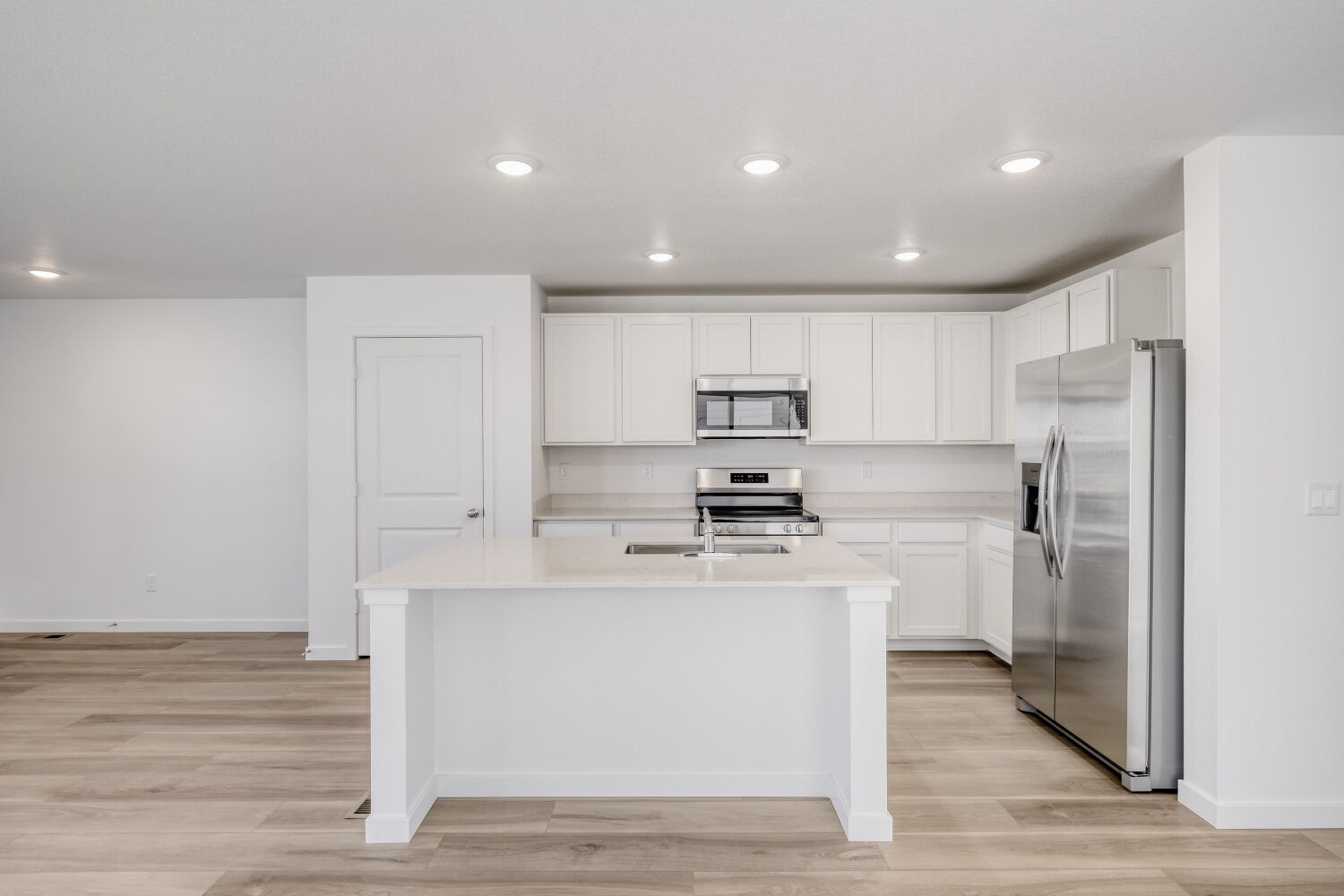7885 Long Chute Tri Kitchen