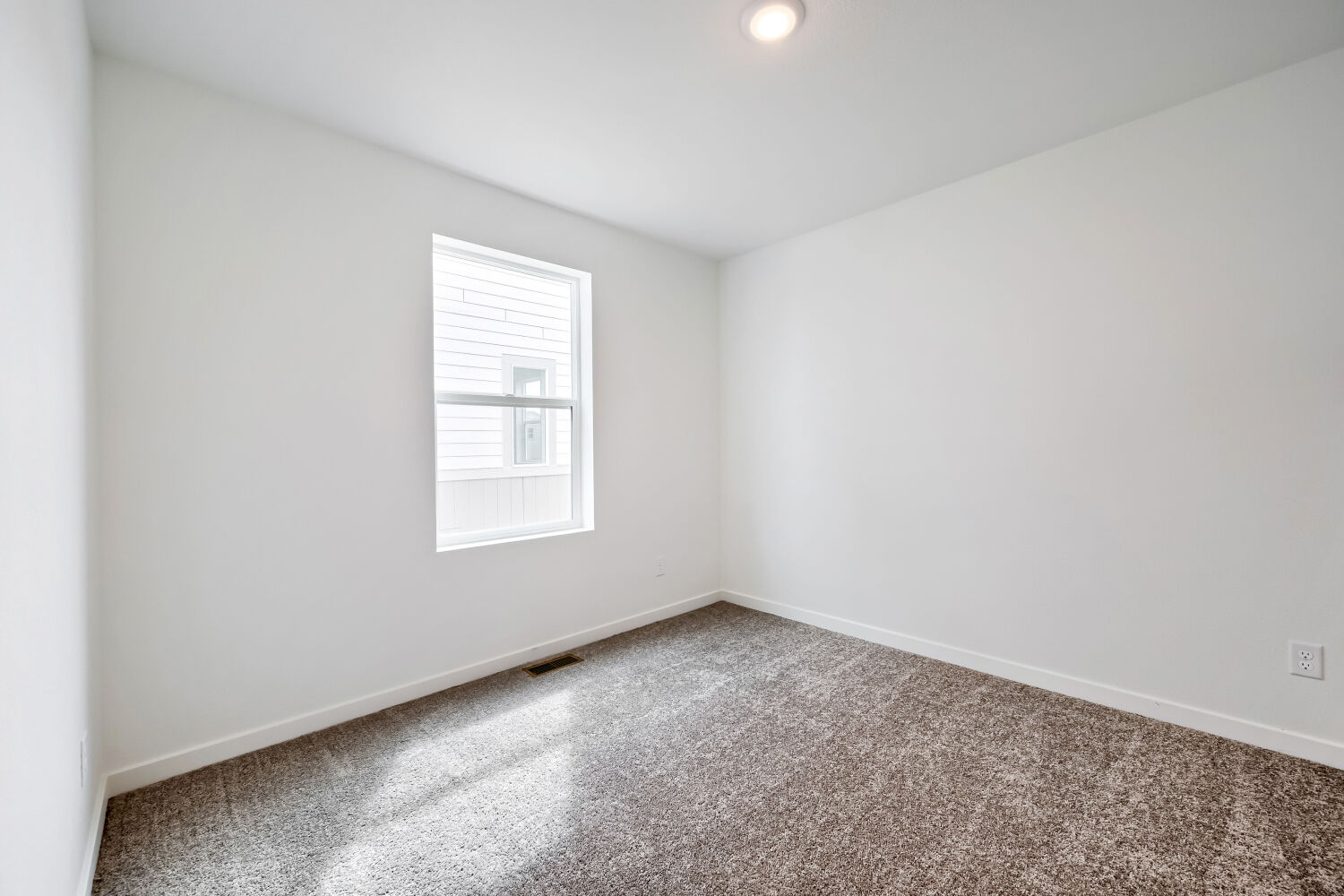 9121 Simmental Way - Bedroom