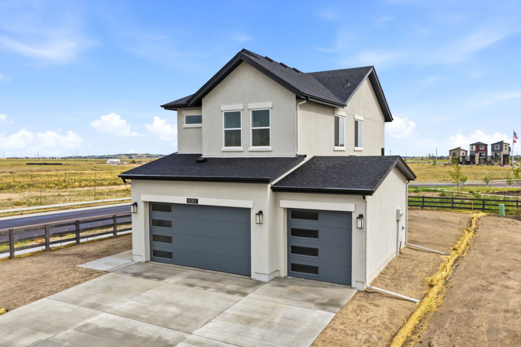 9283 outside image